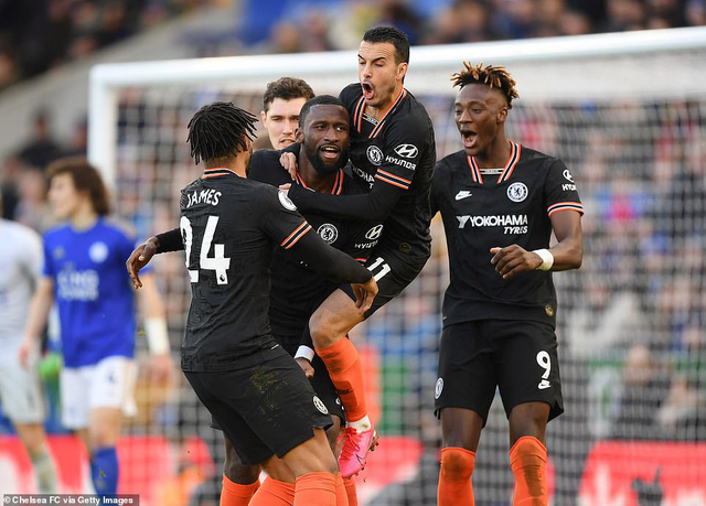 Leicester City 2-2 Chelsea: Hiệp 2 bùng nổ, trận hòa kịch tính - Ảnh 3. Leicester City 2-2 Chelsea: Hiệp 2 bùng nổ, trận hòa kịch tính - Ảnh 3.