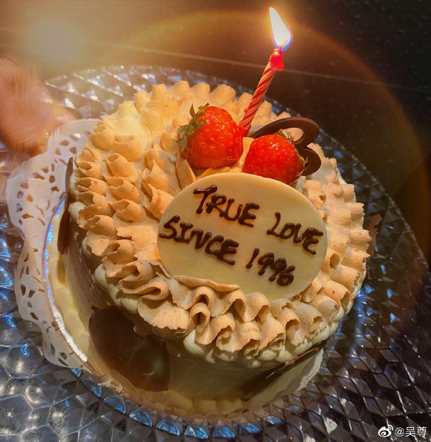 Hiếm có cặp đôi Cbiz nào như vợ chồng Ngô Tôn: True love 24 năm, chưa bao giờ vướng tin đồn nhạt phai tình cảm - Ảnh 1. Hiếm có cặp đôi Cbiz nào như vợ chồng Ngô Tôn: True love 24 năm, chưa bao giờ vướng tin đồn nhạt phai tình cảm - Ảnh 1.