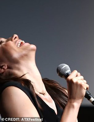 Meghan Markle lộ khoảnh khắc kém sang khi thừa nhận đã nói dối để có được một vai diễn trên truyền hình khiến dư luận dậy sóng - Ảnh 2. Meghan Markle lộ khoảnh khắc kém sang khi thừa nhận đã nói dối để có được một vai diễn trên truyền hình khiến dư luận dậy sóng - Ảnh 2.