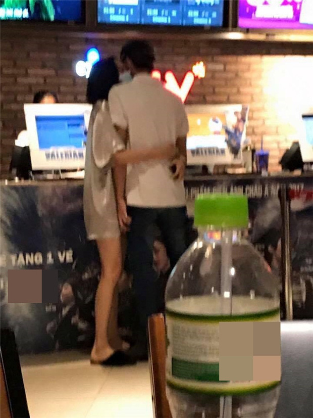 Chuyện các cặp thầy trò hot nhất Vbiz: Đa số như tri kỉ, riêng Tóc Tiên - Hiền Hồ và Thu Minh - Hương Tràm quá căng - Ảnh 20. Chuyện các cặp thầy trò hot nhất Vbiz: Đa số như tri kỉ, riêng Tóc Tiên - Hiền Hồ và Thu Minh - Hương Tràm quá căng - Ảnh 20.