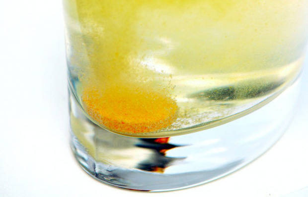 Bác bỏ 7 tin giả nguy hiểm về dịch bệnh corona mới: Từ súp dơi, vũ khí sinh học cho đến uống thuốc tẩy để phòng bệnh - Ảnh 7.