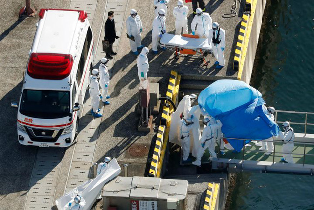 Số ca nhiễm tăng chóng mặt, Nhật Bản sai lầm khi cách ly 3.700 người trên du thuyền Diamond Princess? - Ảnh 5.