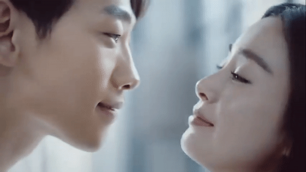 Trời ơi, vợ chồng Kim Tae Hee và Bi Rain lần đầu đóng chung quảng cáo, còn có cảnh giường chiếu ngọt như mật nữa! - Ảnh 4.