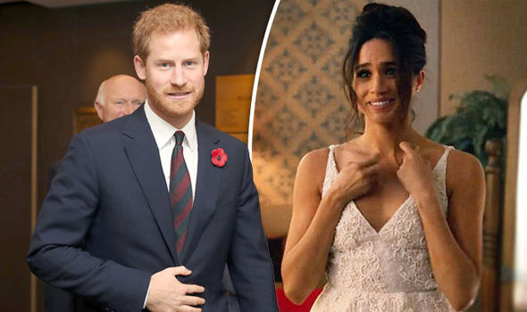 Đằng sau hành động vô lễ của Meghan Markle với Nữ hoàng Anh: Muốn thương mại hóa hoàng gia Anh nhưng không đủ tư cách? - Ảnh 3.