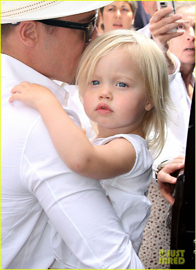 Con gái đầu lòng của Angelina Jolie - Brad Pitt: Từ sợi dây kết nối tình yêu của Ông bà Smith cho tới khát khao được tìm thấy giới tính thật của cuộc đời - Ảnh 1.