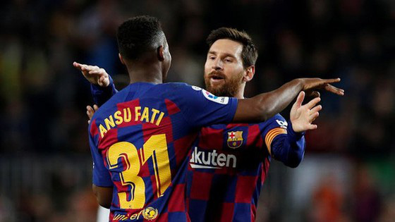 Sao trẻ Barca lại ghi tên mình vào lịch sử - Ảnh 1.