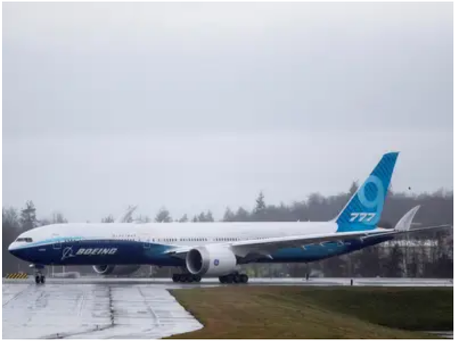 777X: flagship khổng lồ mới của Boeing vừa thực hiện thành công chuyến bay đầu tiên - Ảnh 6.