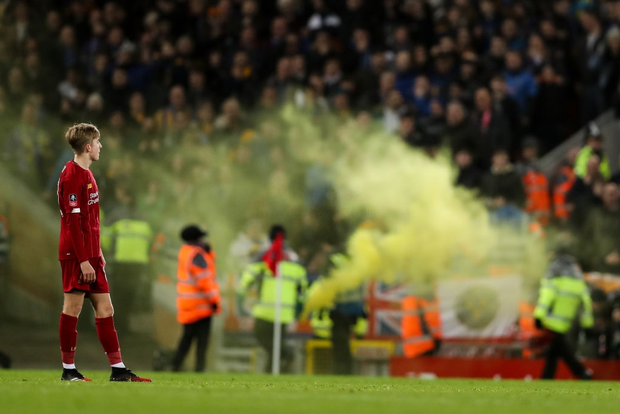 Phát hiện thú vị: Ngoài đội hình ra sân trẻ nhất lịch sử, Liverpool đi tiếp ở cúp lâu đời nhất thế giới nhờ 2 bàn phản lưới nhà “cực khó đỡ” đều từ các cựu thành viên MU - Ảnh 7.