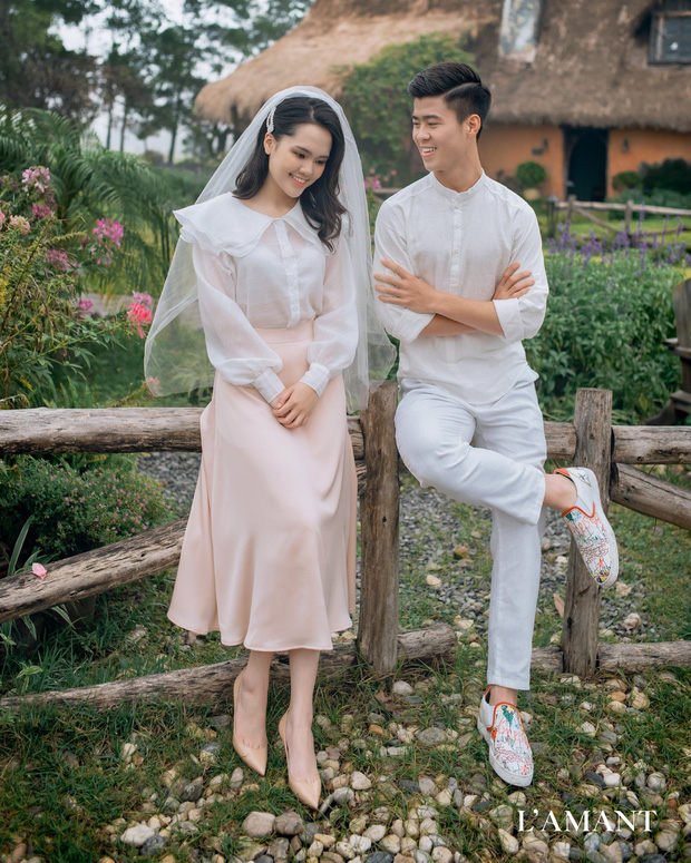 Bộ ảnh cưới đơn giản đến bất ngờ của cầu thủ Duy Mạnh nhưng độ bắt trend thì khỏi bàn, những chi tiết trong đám cưới sắp tới dần được hé lộ - Ảnh 9.