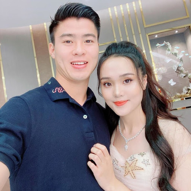 Những cuộc tình của sao nam Vbiz và hot girl: Duy Mạnh rinh ngay nàng về dinh, Soobin và Will sao mãi chưa chịu công khai? - Ảnh 3.