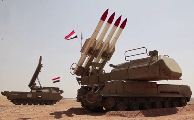 Máy bay Mỹ áp sát căn cứ đầu não của Nga tại Syria - Quân Thổ khiếp vía trước thứ vũ khí từng khiến Mỹ dọa tấn công hạt nhân Nga - Ảnh 1.