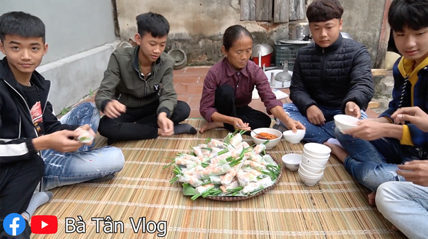 Bà Tân Vlog khiến người xem hết hồn vì màn thuyết minh luộc thịt, cũng may sản phẩm vẫn được khen ngon đáo để - Ảnh 7.