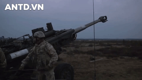 Mỹ bất ngờ chuyển pháo hiện đại M777 tới Syria làm gì? - Ảnh 3.