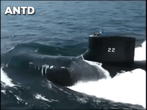 Máy bay săn ngầm khổng lồ Nga chạm mặt tàu ngầm hạt nhân mạnh nhất Mỹ - Ảnh 5.
