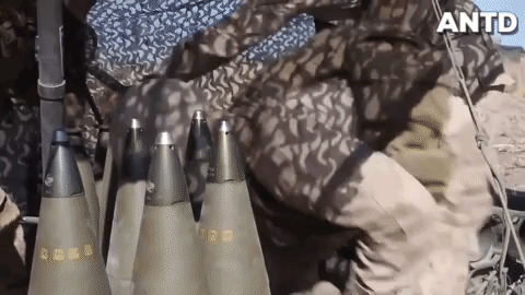 Mỹ bất ngờ chuyển pháo hiện đại M777 tới Syria làm gì? - Ảnh 5.