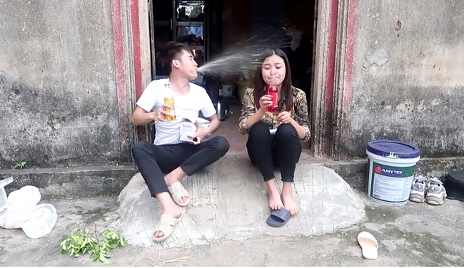 Mới tập tành làm Vlog, con gái xinh đẹp của bà Tân đã bị dân mạng bóc phốt gian dối khán giả - Ảnh 4.