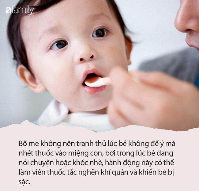 Em không chịu uống thuốc, chị gái có màn phối hợp ăn ý cùng mẹ được nhiều người tán thưởng - Ảnh 7.