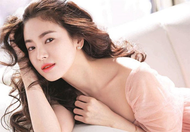 10 mỹ nhân Hàn đẹp nhất trong mắt netizen Trung: Song Hye Kyo, Son Ye Jin đều có mặt nhưng nhận được nhiều lời khen nhất lại là người đẹp 49 tuổi này - Ảnh 7.