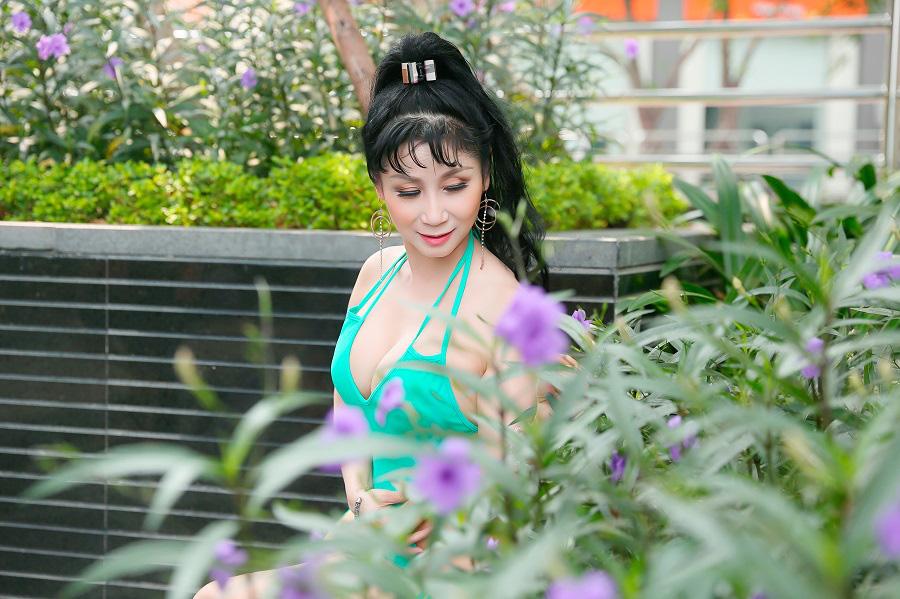 Uyên Thảo tự tin diện bikini ở tuổi U50, tiết lộ sở hữu nhiều nhà hàng, khách sạn, siêu xe - Ảnh 10. Uyên Thảo tự tin diện bikini ở tuổi U50, tiết lộ sở hữu nhiều nhà hàng, khách sạn, siêu xe - Ảnh 10.