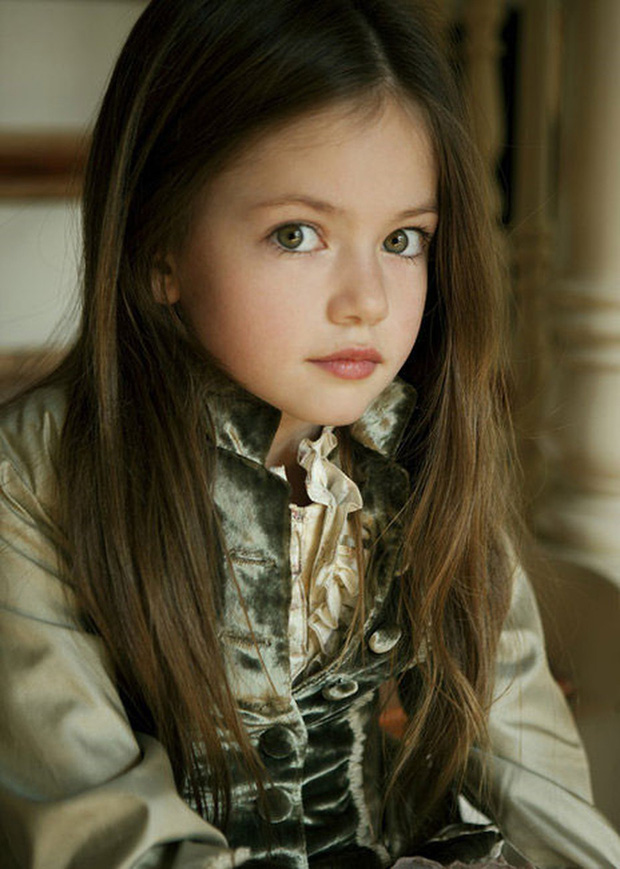 Dàn thiên thần Hollywood có khuôn mặt đẹp vô thực: Con gái Bella - Edward và cô bé xinh nhất thế giới dậy thì ra sao? - Ảnh 13.