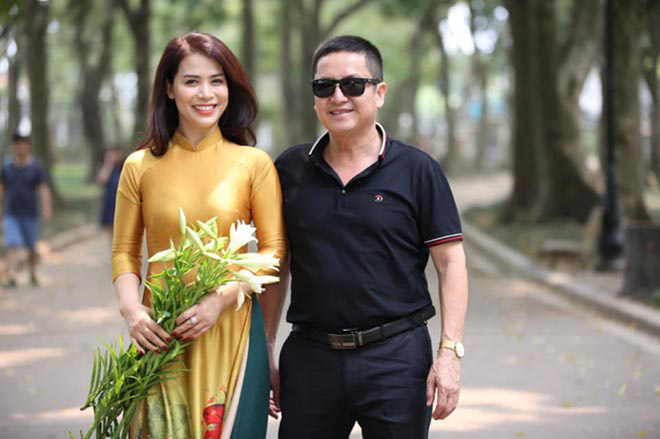 Cuộc sống hôn nhân trái ngược của 2 nghệ sĩ Việt từng bị kỉ luật vì yêu sớm - Ảnh 2.