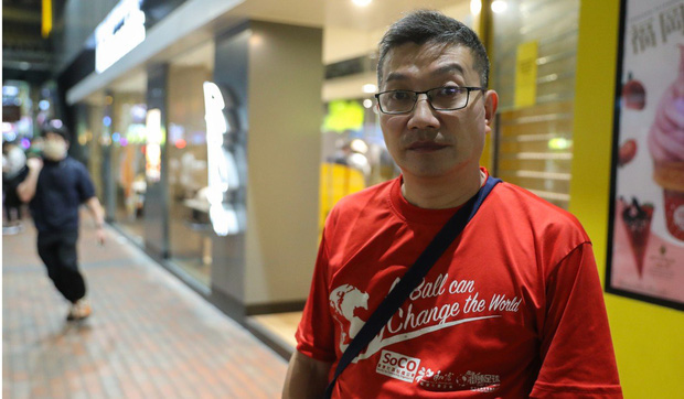 Chúng tôi còn biết đi đâu? - người vô gia cư Hong Kong mất nơi trú ẩn cuối cùng khi loạt cửa hàng McDonalds đóng cửa phòng dịch Covid-19 - Ảnh 3.
