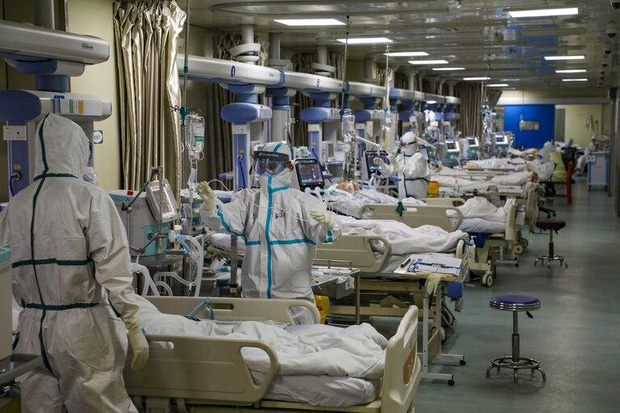 Mọi thứ trở nên hỗn loạn chưa từng thấy: Các bệnh viện Mỹ đang vỡ trận vì đại dịch virus corona - Ảnh 4.