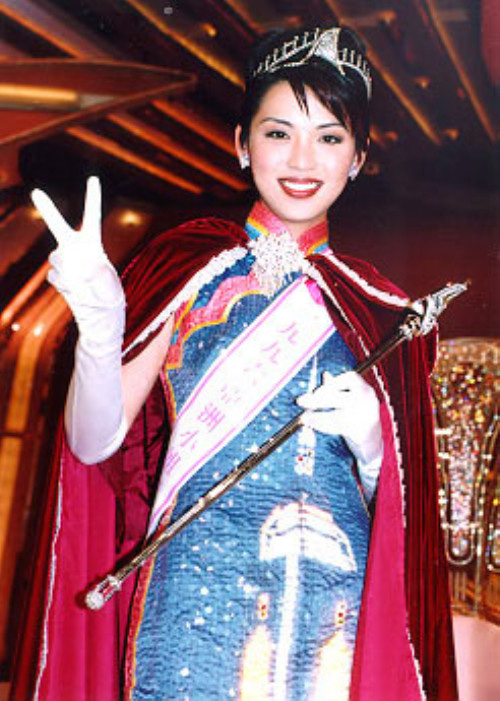 Hoa hậu châu Á nổi danh TVB ly dị vì hôn nhân thiếu lửa, tuổi U50 vẫn sở hữu nhan sắc nóng bỏng  - Ảnh 1.