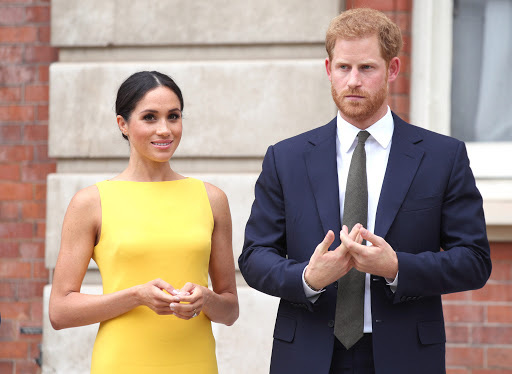 Toan tính của Meghan Markle khi kéo chồng con về Mỹ, phớt lờ hoàng gia và chấp nhận bị chỉ trích là lật mặt - Ảnh 3.