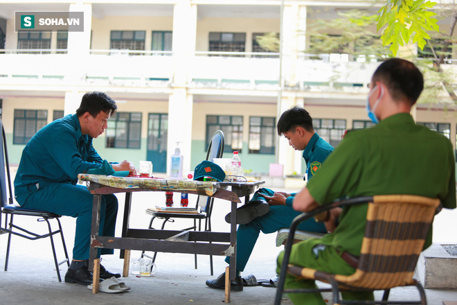 Điều kiện cách ly ở Việt Nam rất tốt, thoải mái, có cả wifi để gọi video về Hàn Quốc cho người thân - Ảnh 17.