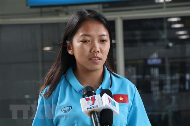 Tuyển nữ Việt Nam đến Australia, sẵn sàng cho trận lượt đi play-off - Ảnh 1.