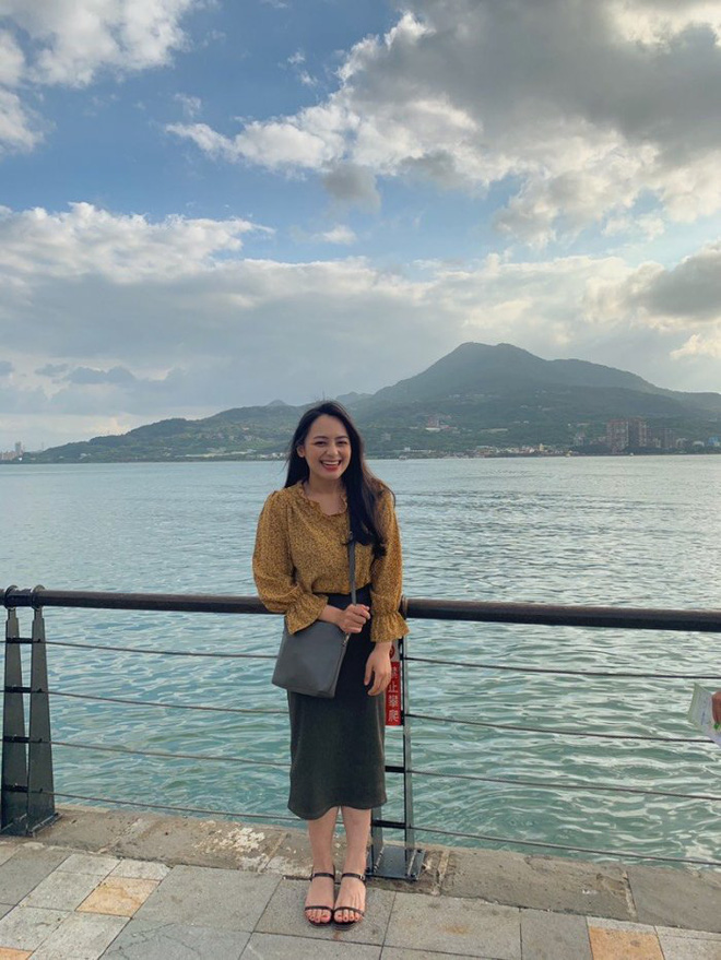 Giảm một lúc hơn 40kg, cô gái như biến thành một con người khác: Nhìn xinh như Địch Lệ Nhiệt Ba rồi nè! - Ảnh 13. Giảm một lúc hơn 40kg, cô gái như biến thành một con người khác: Nhìn xinh như Địch Lệ Nhiệt Ba rồi nè! - Ảnh 13.