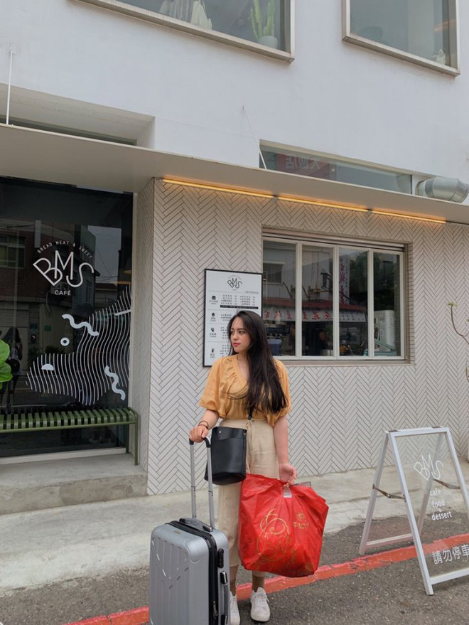 Giảm một lúc hơn 40kg, cô gái như biến thành một con người khác: Nhìn xinh như Địch Lệ Nhiệt Ba rồi nè! - Ảnh 15. Giảm một lúc hơn 40kg, cô gái như biến thành một con người khác: Nhìn xinh như Địch Lệ Nhiệt Ba rồi nè! - Ảnh 15.