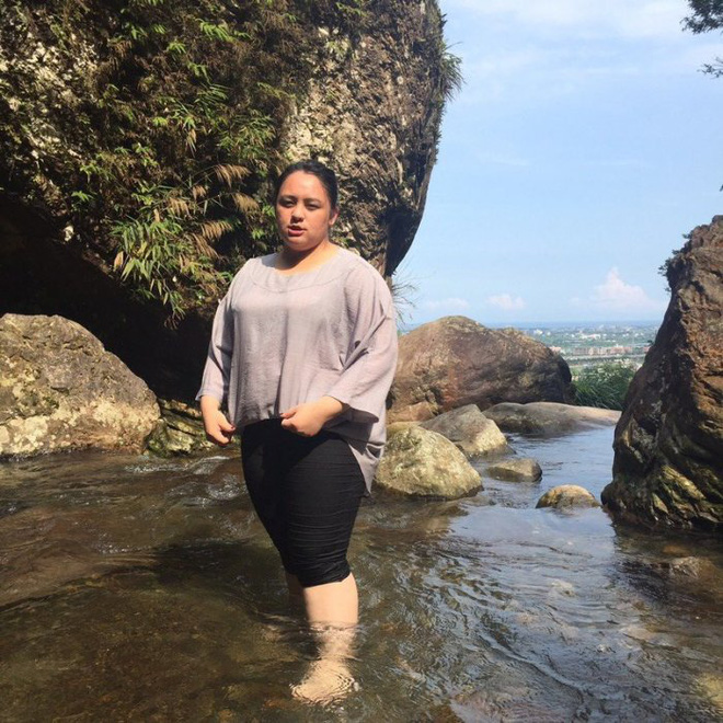 Giảm một lúc hơn 40kg, cô gái như biến thành một con người khác: Nhìn xinh như Địch Lệ Nhiệt Ba rồi nè! - Ảnh 6. Giảm một lúc hơn 40kg, cô gái như biến thành một con người khác: Nhìn xinh như Địch Lệ Nhiệt Ba rồi nè! - Ảnh 6.