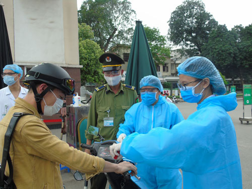 [TIN MỚI dịch Covid-19] Việt Nam đã điều trị khỏi cho 55 ca - Hà Nội bắt đầu xét nghiệm nhanh Covid-19 diện rộng - Ảnh 2.