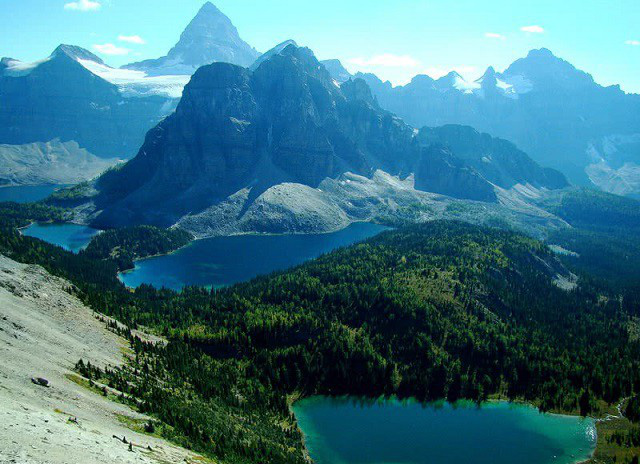 Những ngọn núi đẹp nhất thế giới - Ảnh 3.