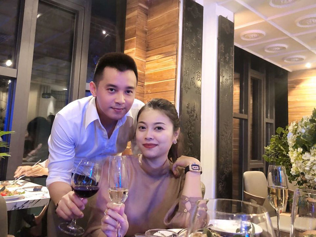 Shark Linh và Hằng Túi, hai trong số nhiều phụ nữ hot trên mạng xã hội: Ra ngoài là nữ cường nhưng khi về nhà thì mềm mại, đảm đang không ai bằng - Ảnh 18.