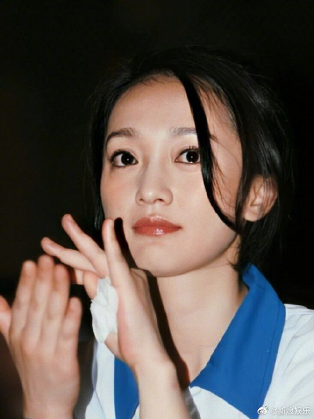 Bức ảnh cách đây 12 năm của Châu Tấn “hot hòn họt” trên Weibo: 34 tuổi nhưng đẹp hơn cả gái 24 - Ảnh 1.