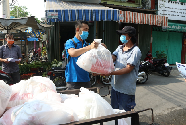 Tập đoàn Novaland cùng nhiều doanh nghiệp chung tay để không ai bị bỏ lại phía sau - Ảnh 3.