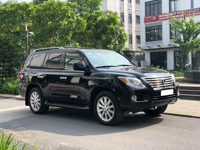 Đại gia Việt bán Lexus LX 570 nhập Mỹ, tiền thu về không đủ đập hộp Mercedes-Benz GLC 200 đời mới - Ảnh 1.