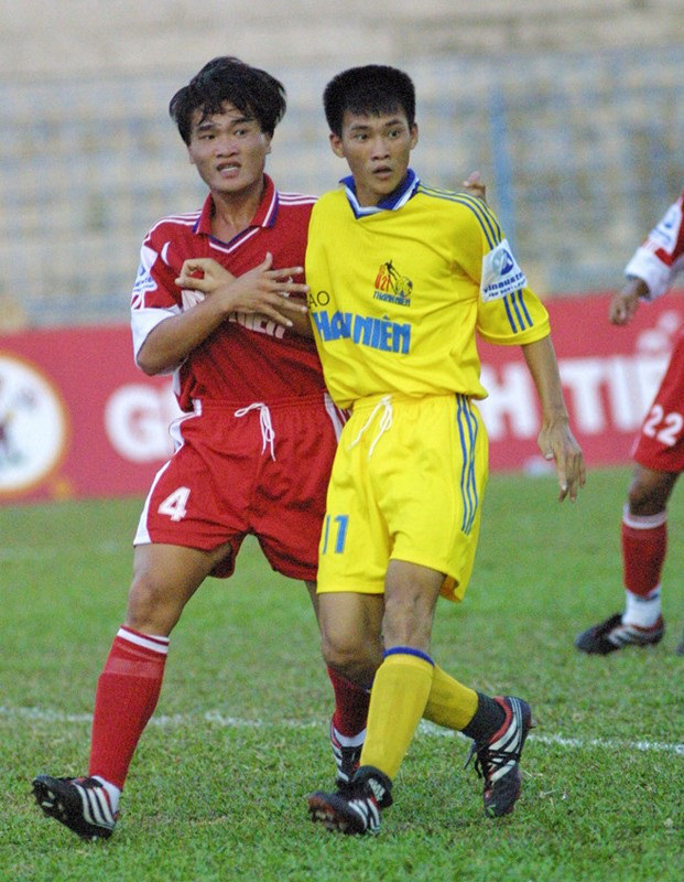 Dưới bàn tay Hữu Thắng, bước chạy thần tốc giúp Công Vinh mở cánh cửa tới U23 Việt Nam - Ảnh 2.