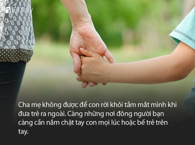 Hình ảnh ông bố vừa bế con vừa khóc mếu giữa chợ gây chú ý, khi biết nguyên do những ai có con nhỏ đều thấu hiểu - Ảnh 3.