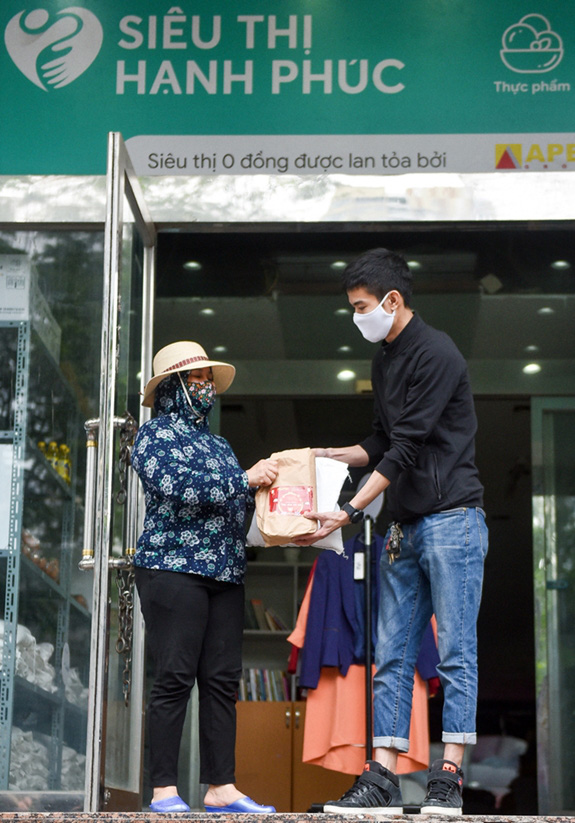 Hà Nội phòng chống dịch Covid-19: Quyết liệt và lan tỏa - Ảnh 1.