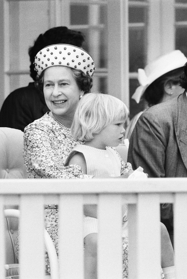 Nữ hoàng Elizabeth II: Từ công chúa sinh ra trong nhung lụa trở thành người phụ nữ quyền lực truyền cảm hứng cho hàng triệu trái tim - Ảnh 34.