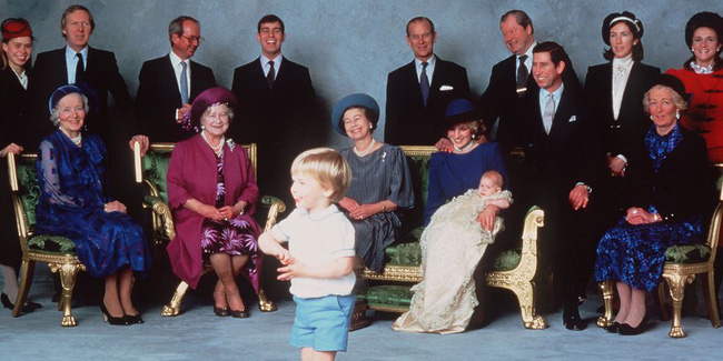 Nữ hoàng Elizabeth II: Từ công chúa sinh ra trong nhung lụa trở thành người phụ nữ quyền lực truyền cảm hứng cho hàng triệu trái tim - Ảnh 35.