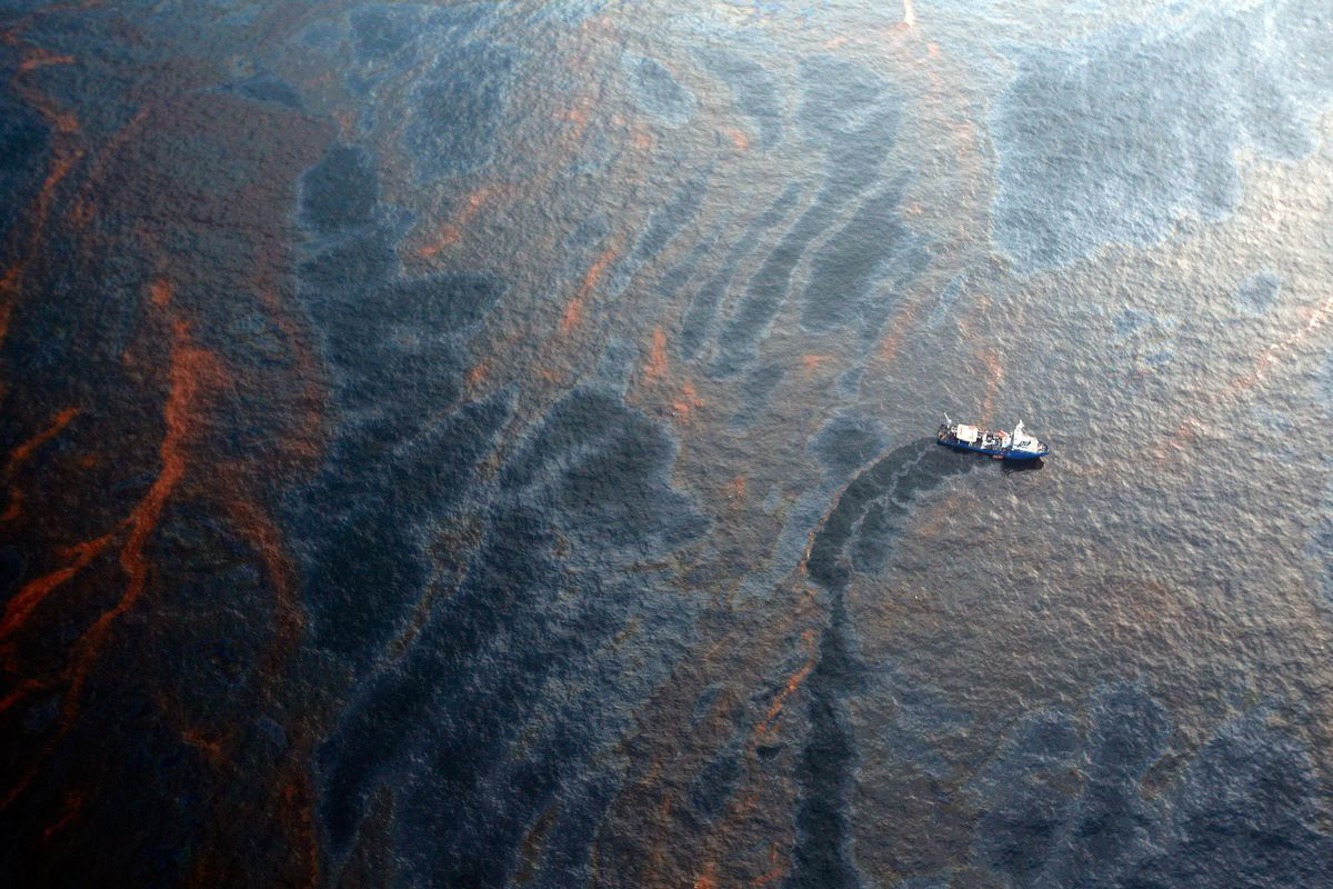 Thảm kịch tràn dầu tàn khốc nhất lịch sử Mỹ: Hàng chục tỷ USD cũng không khâu nổi vết thương của biển - Ảnh 5.