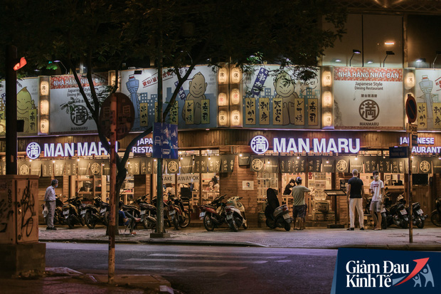 Một loạt quán xá Sài Gòn đã mở cửa trở lại sau chuỗi ngày dài cách ly: Nơi thì tấp nập khách, chỗ vẫn vắng hoe như cũ - Ảnh 5.