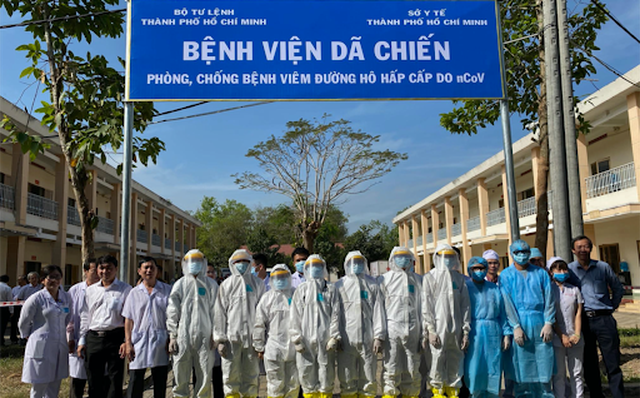 Thủ tướng ban hành Chỉ thị 19: Vẫn đóng hàng quán không thiết yếu, HS học - ăn lệch giờ nhau; GS.TS Nguyễn Thanh Long: Chúng tôi rất lo ngại làn sóng thứ 2 - Ảnh 1.