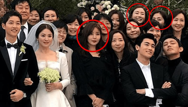 Hội bạn thân quyền lực chỉ toàn mỹ nhân của Song Hye Kyo: Ai cũng hôn nhân viên mãn, ông xã toàn là người máu mặt, chỉ riêng nàng em út mang danh bị chồng bỏ - Ảnh 2.