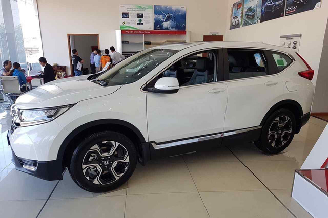 Honda CR-V giảm sốc 130 triệu tại đại lý, giá cao nhất không đến 1 tỷ đồng, làm khó Mazda CX-5 - Ảnh 2.